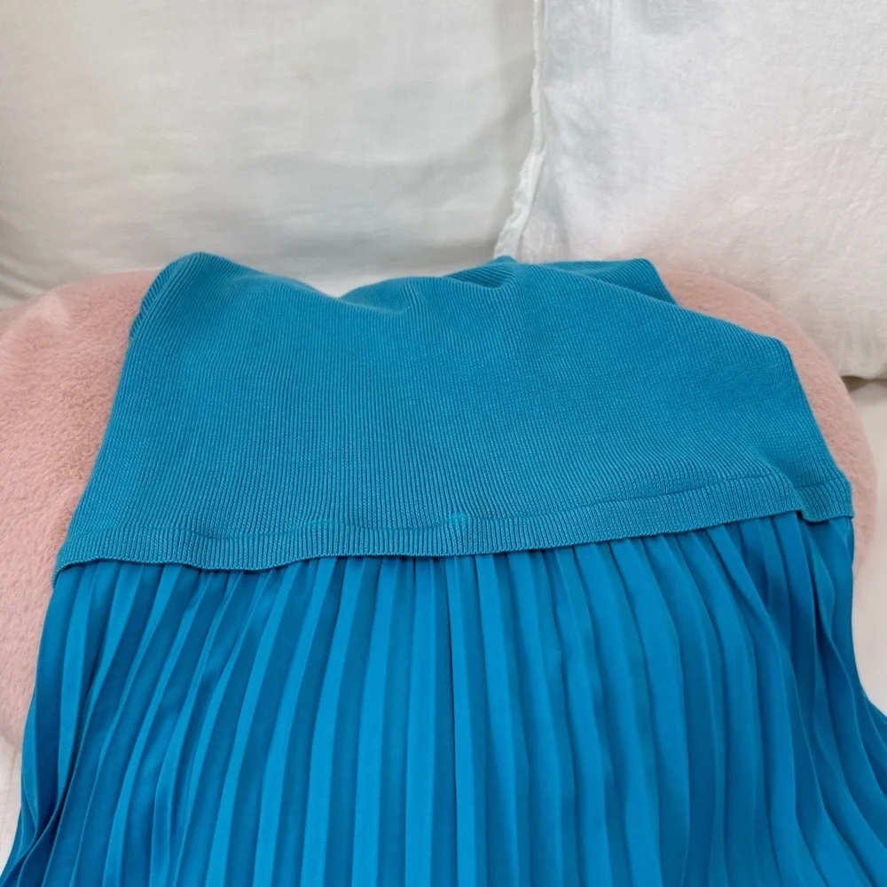 Avara Blue Sleeveless Pleated Midi Dress-NWT - Picture 5 of 5